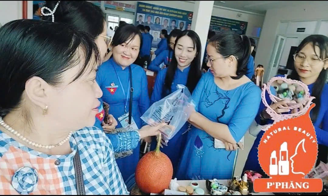 TRƯNG BÀY ĐẠI HỘI ĐẠI BIỂU ĐOÀN TNCSHCM RẠCH GIÁ