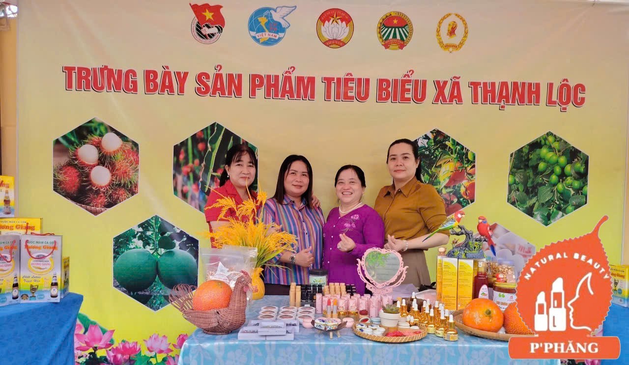 TRƯNG BÀY Ở THẠNH LỘC