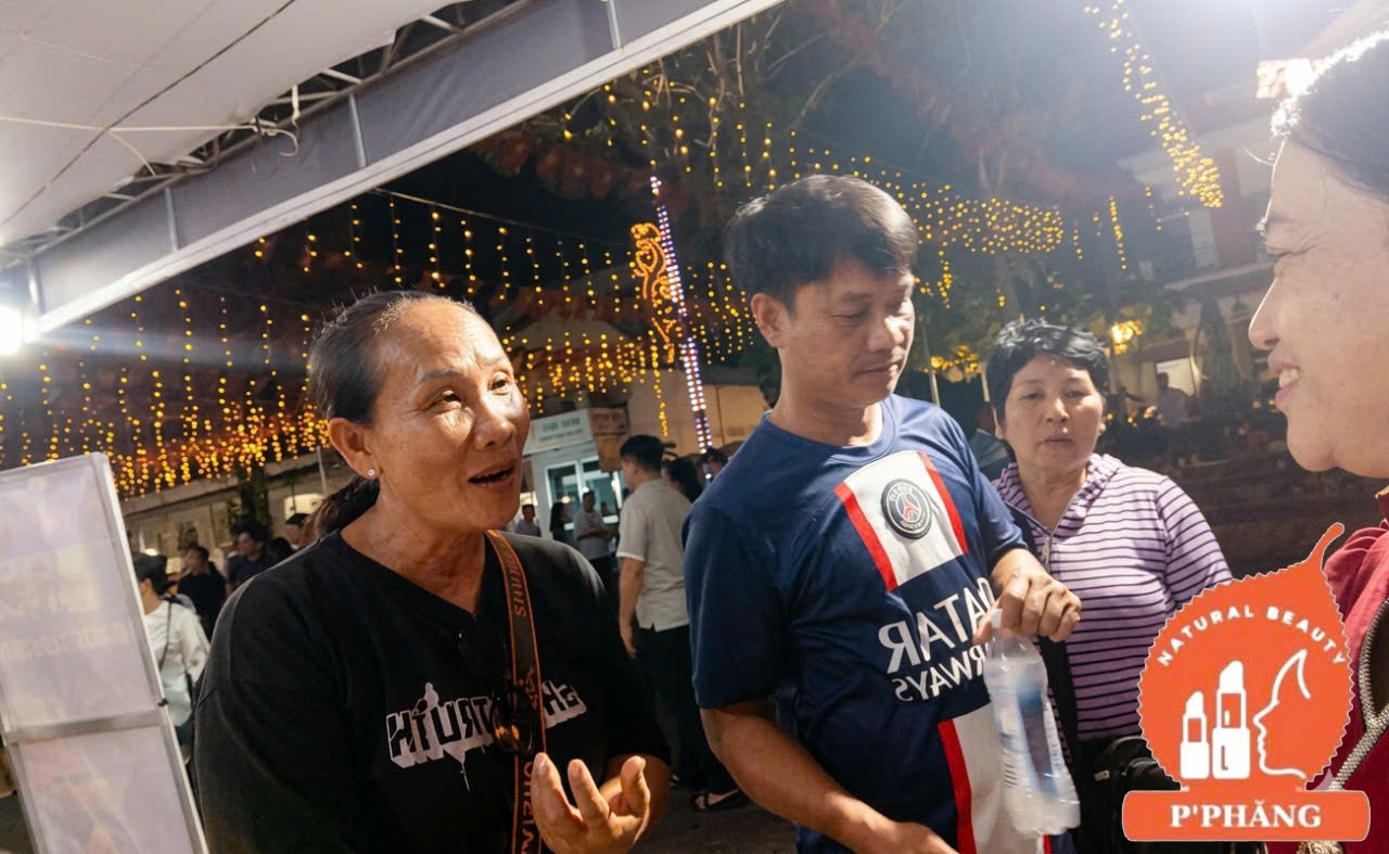 AC KHÁCH VÀ P'PHĂNG